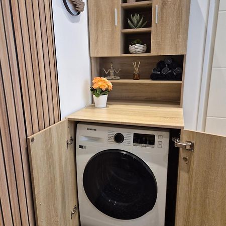 Tolle 125M² Erdgeschosswohnung Im Einzelhaus คัลเทินเคอร์เคน ภายนอก รูปภาพ